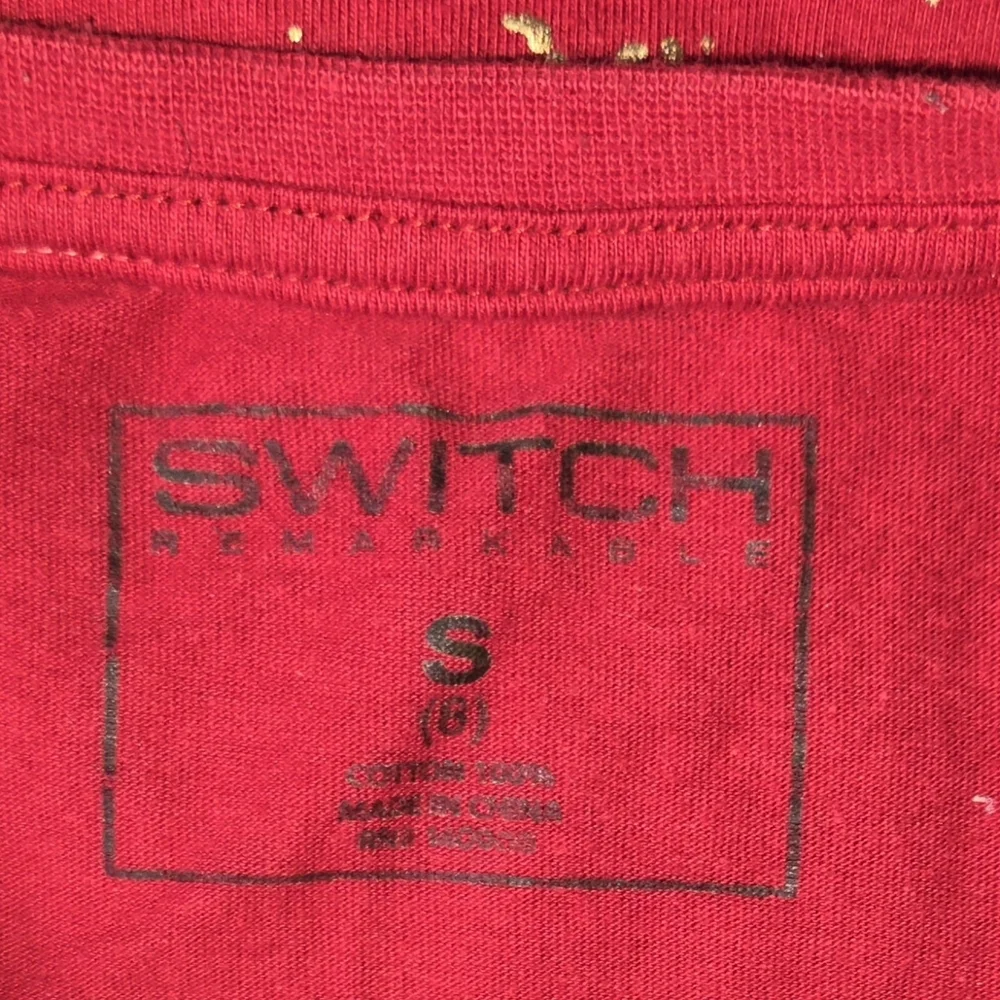 Switch Remarkable Red and Gold Bull Graphic T-Shirt Chicago Bulls Size 8 Boys